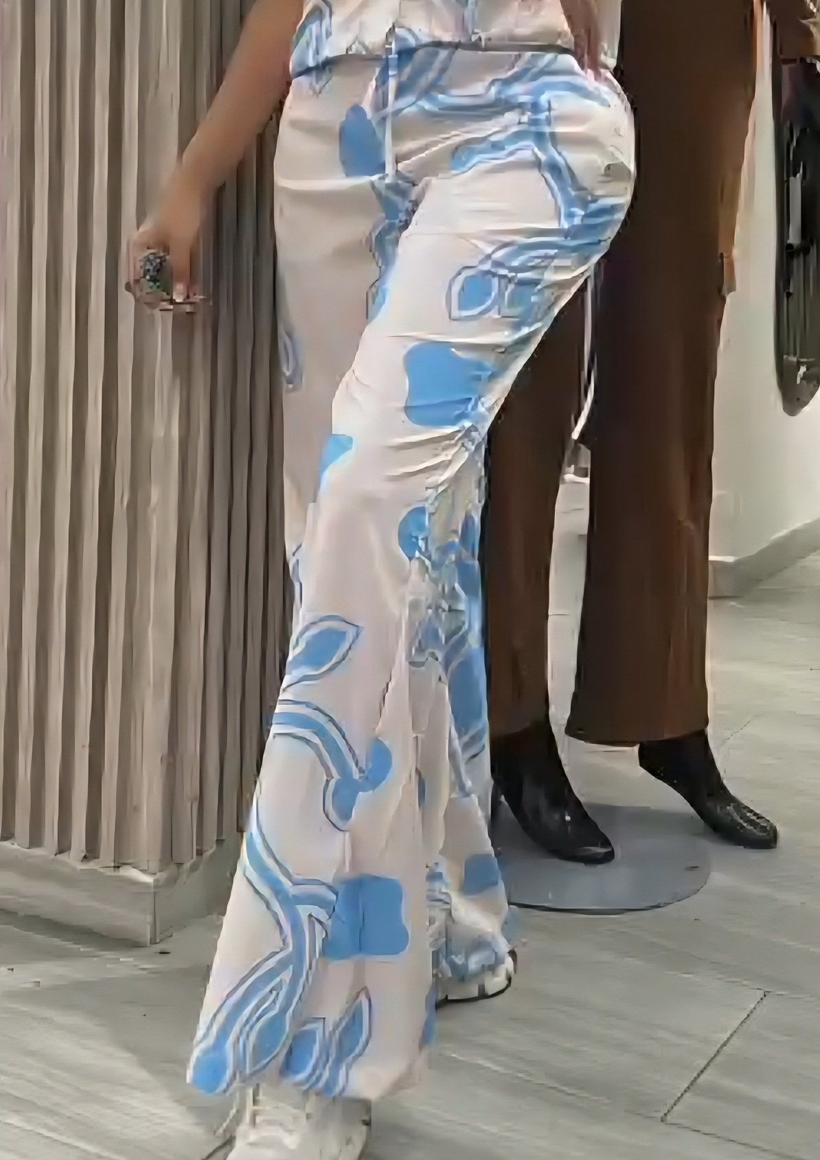 Pantalón estampado - Image 3