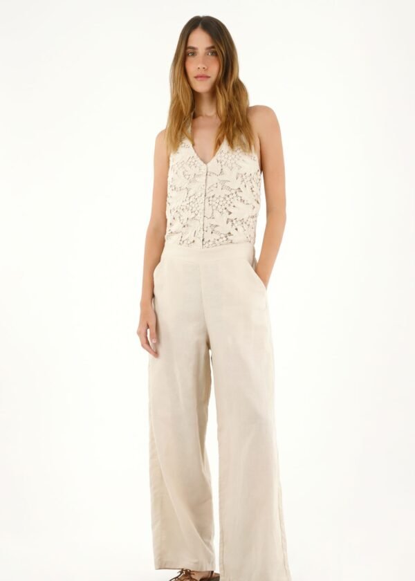 Enterizo con bordados