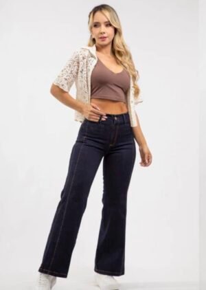 Jeans levanta cola oscuro acampanado