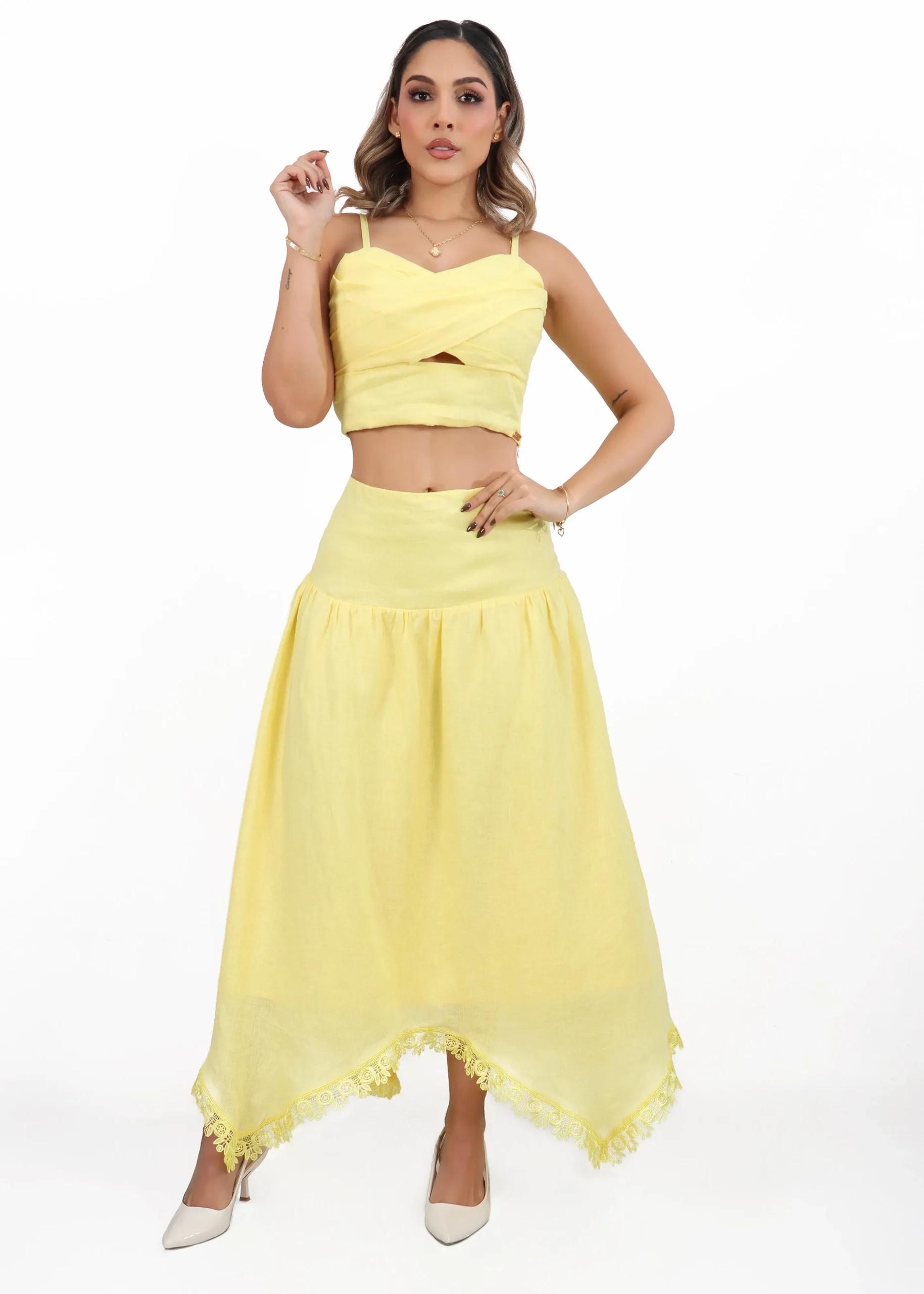 Set de blusa y falda en lino